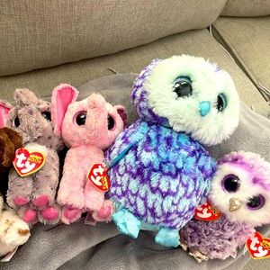 TY Beanie babies one large the rest small size 8 included
